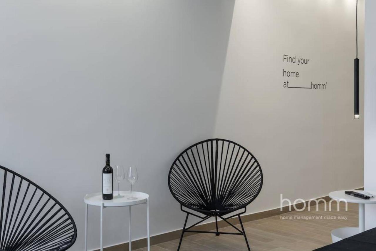 34Sqm Minimal Homm Apartment With Acropolis View アテネ エクステリア 写真
