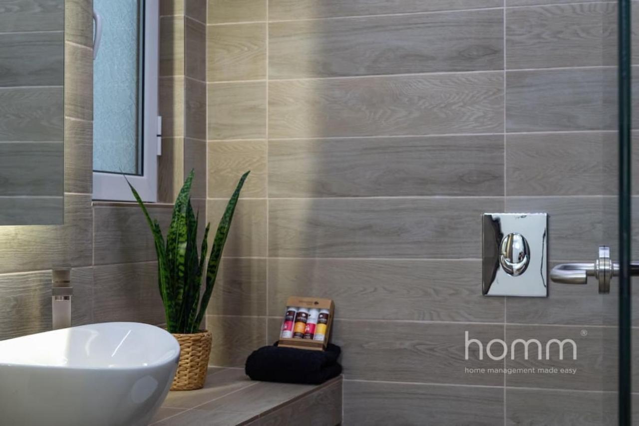 34Sqm Minimal Homm Apartment With Acropolis View アテネ エクステリア 写真